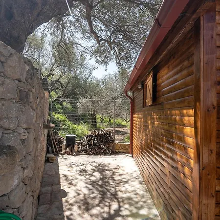 Chalé Wooden House Kalathenai