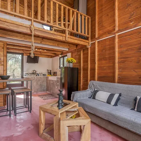 Chalé Wooden House